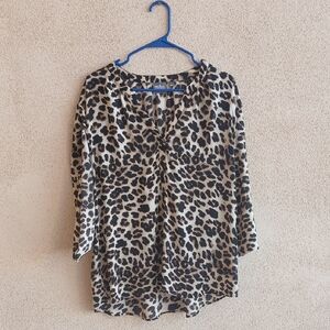 Soho Black and Gray‎ Relaxed Blouse